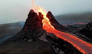 images Tozapping.tv Ríos De Lava De La Erupción Del Volcán En Islandia